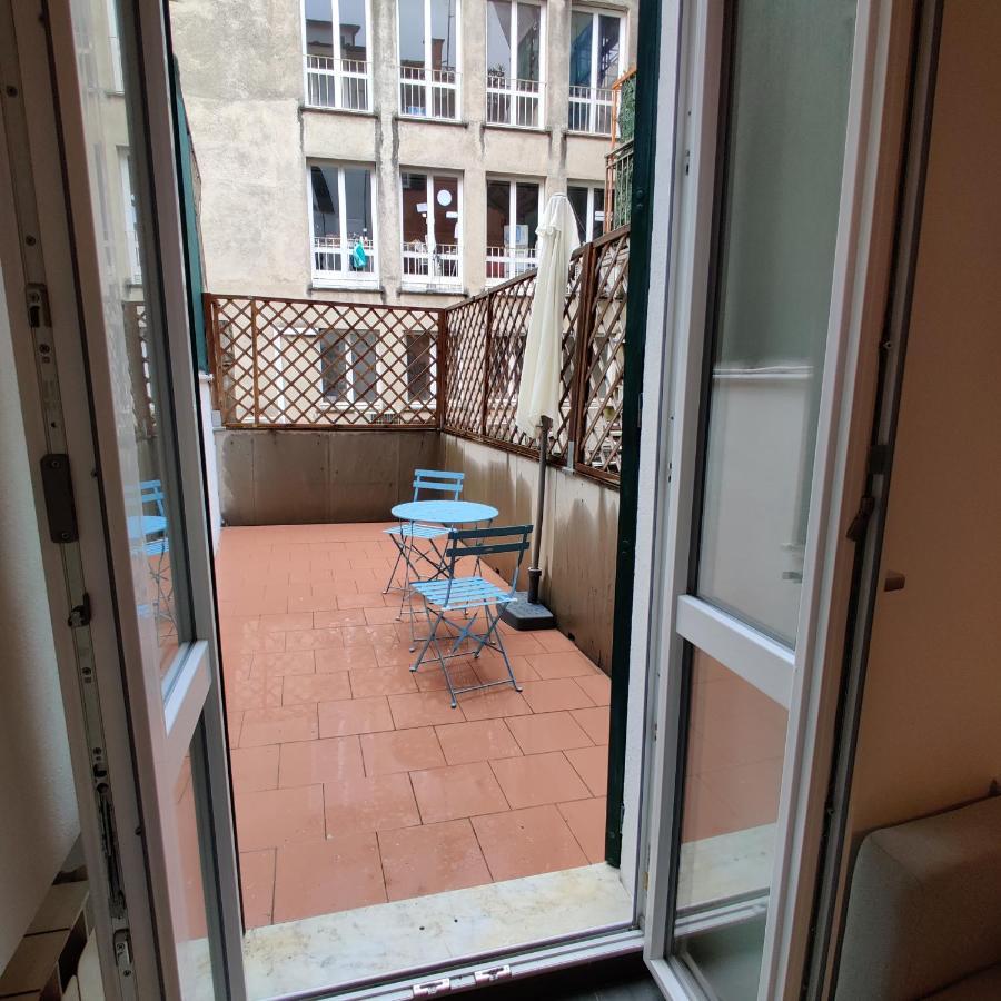 Vista Sul Carruggio, Centro Storico Di 키아바리 외부 사진